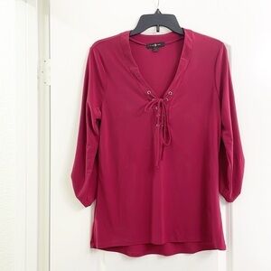 Time Line red wine 3/4 length lace up top